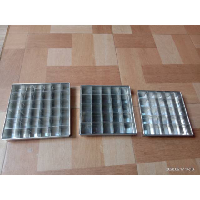 Loyang Brownies Sekat / Loyang kue brownies / cetakan kue