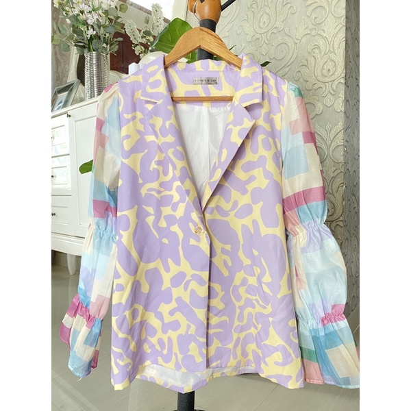 Baju preloved blazer Vivorie Hijab