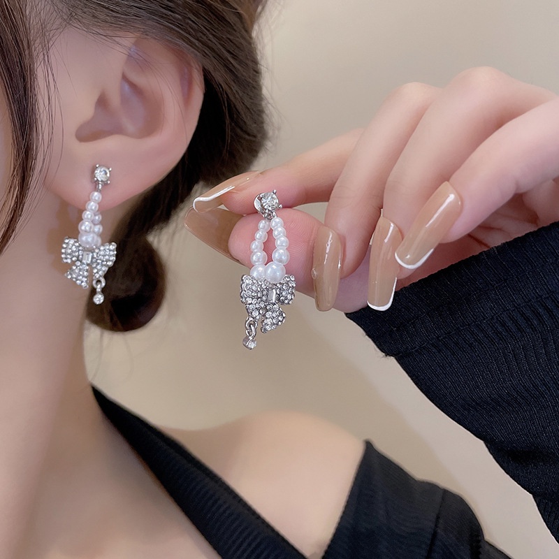 Anting Tusuk Gantung Temperament Desain Pitamutiaraberlian Gaya Retrosimple Untuk Wanita