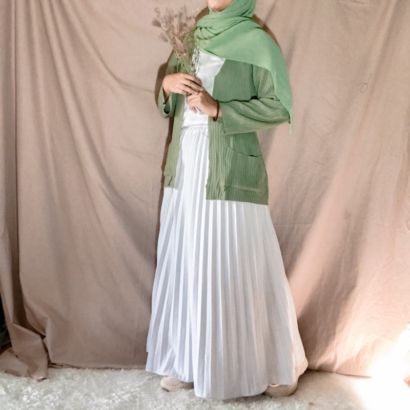 SETELAN OOTD 4IN1 INNER + CARDI + ROK PLISKET + HIJAB / ONE SET PAKET HEMAT