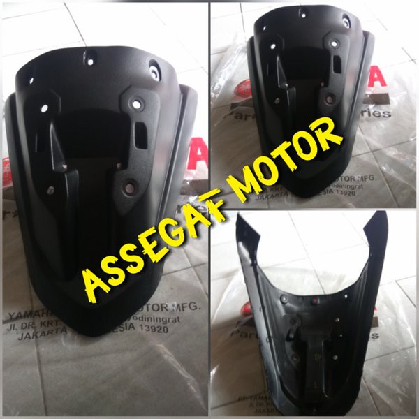 COVER DUDUKAN VISOR WINDSHIELD FRONT LEXI ORIGINAL YAMAHA