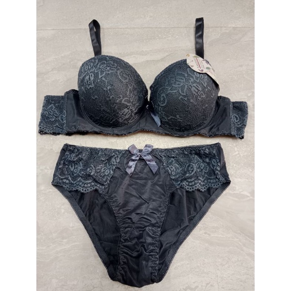 BH BRA SEXY 1 SET BISA PILIH WARNA READY STOCK 38 40 42 44 sesuai photo (1 set bh sexy)