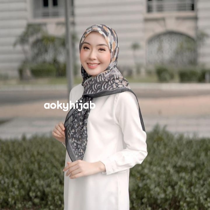 Promo Diskon !! Hijab Voal Segiempat Motif Yoda  series Kerudung Segiempat Motif Jilbab Instan