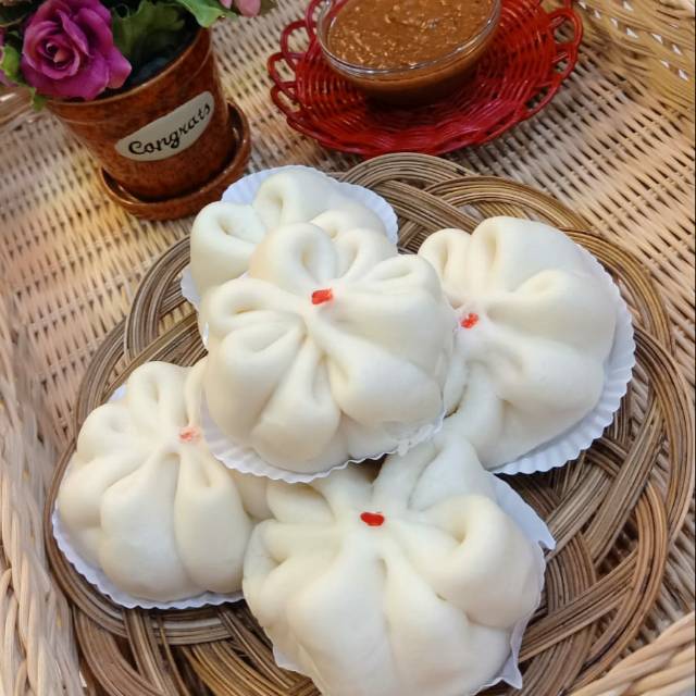 

BAKPAO AYAM KHAS JAMBI PAKAI SAMBAL KACANG (8Pc)