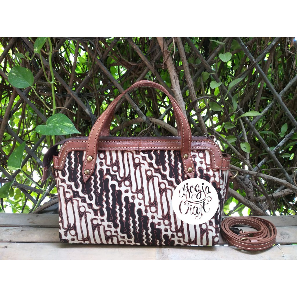 Tas Kulit Fendy Kombinasi Batik