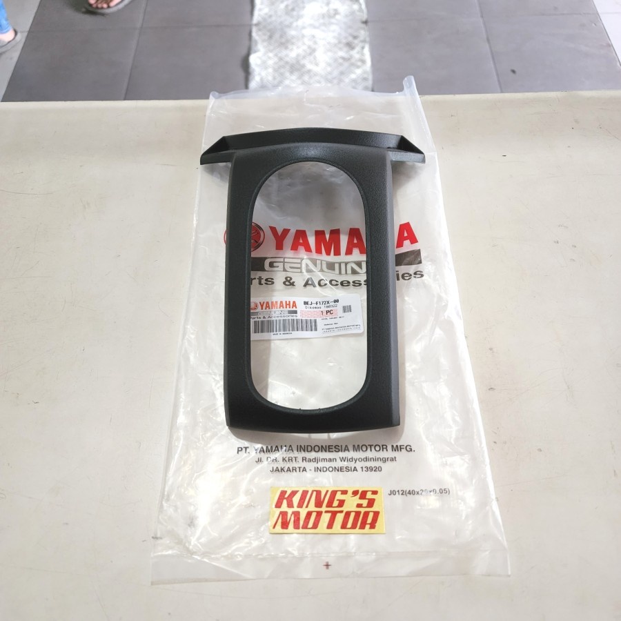 COVER TAIL TAILLIGHT LAMPU STOP BELAKANG FAZZIO BEJ F172X ASLI YAMAHA