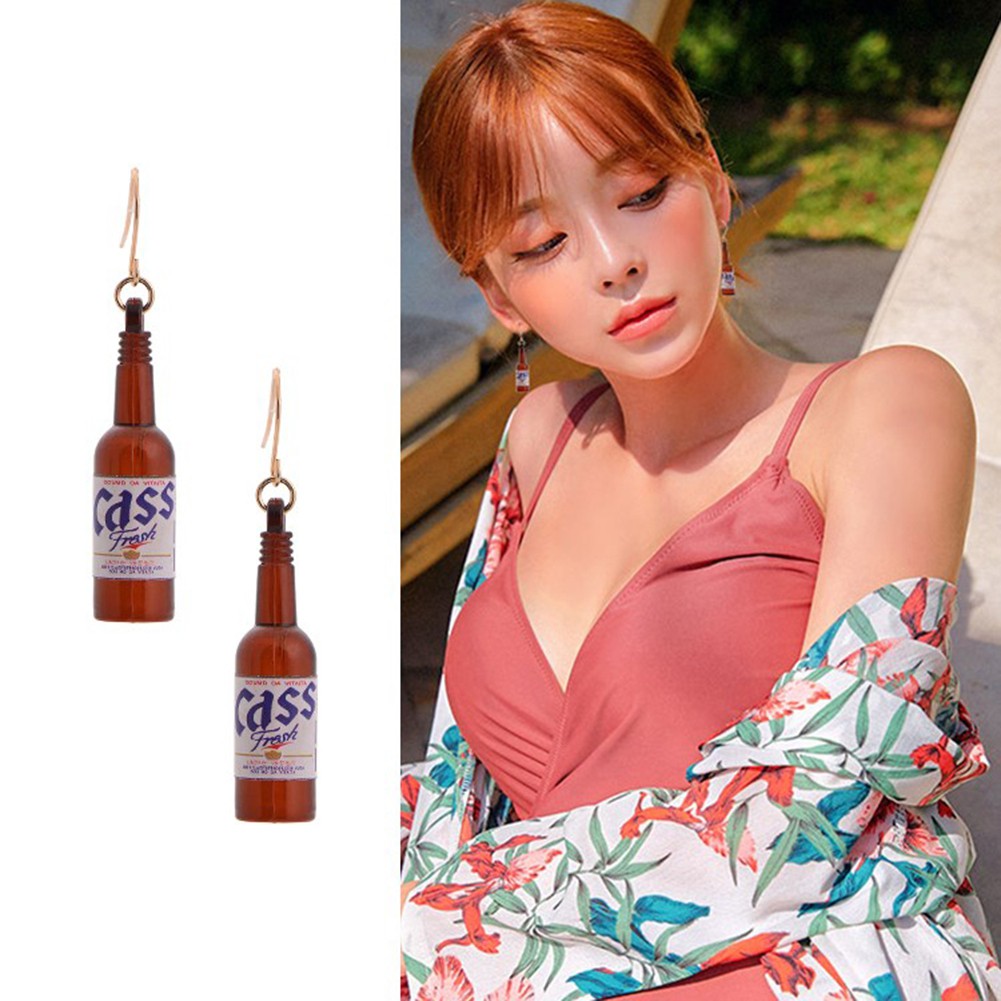 [HOT]1 Pasang Anting Tusuk Bentuk Botol Wine Gaya Korea Kreatif untuk Pesta