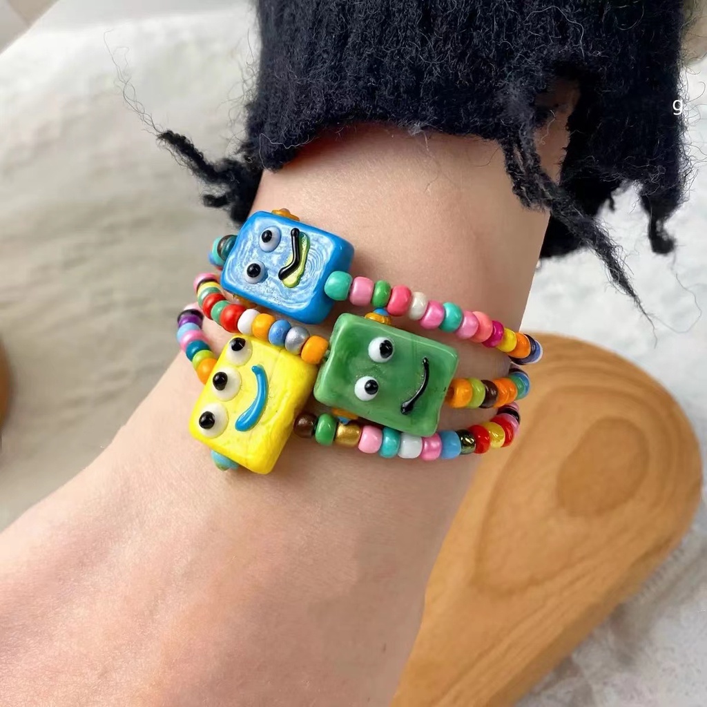 Gelang Tangan Manikmanik Keramik Stretch Aksen Kartun Monster Kecil Warnawarni Untuk Wanita