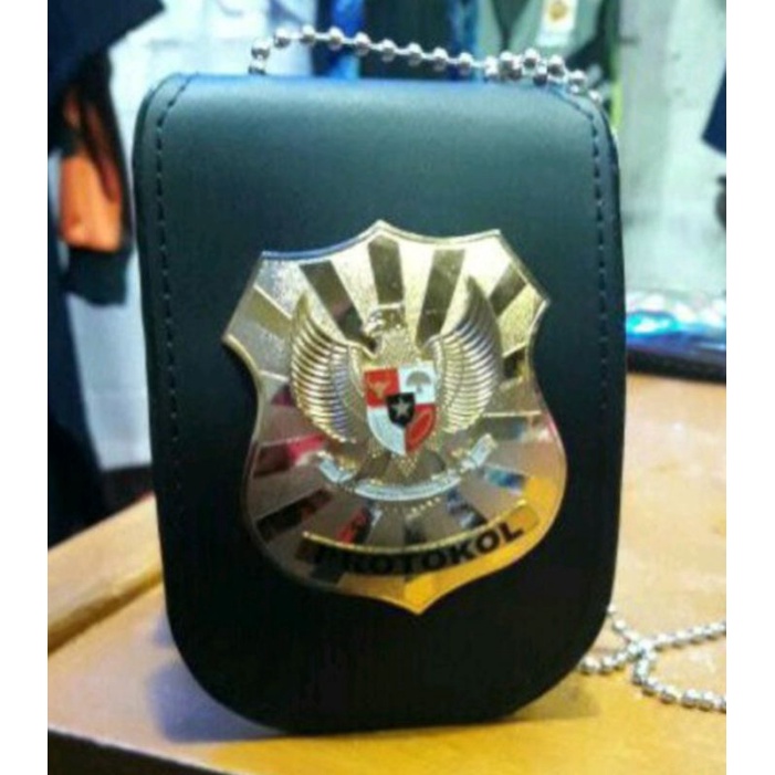 

Kalung Name tag PROTOKOL (dompet Dove)