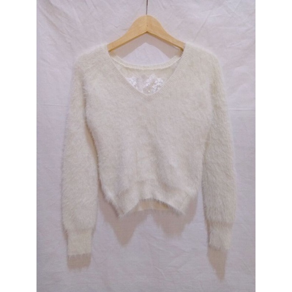 conoted fur knitwear