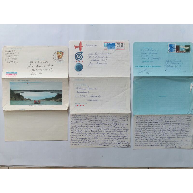 

Koleksi Filateli Surat Menyurat Warkat Pos Dari Luar Negeri Tahun 90an