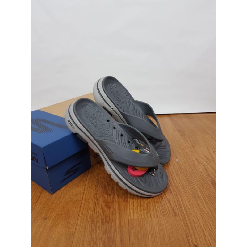 sandal Skechers pria caligear jepit