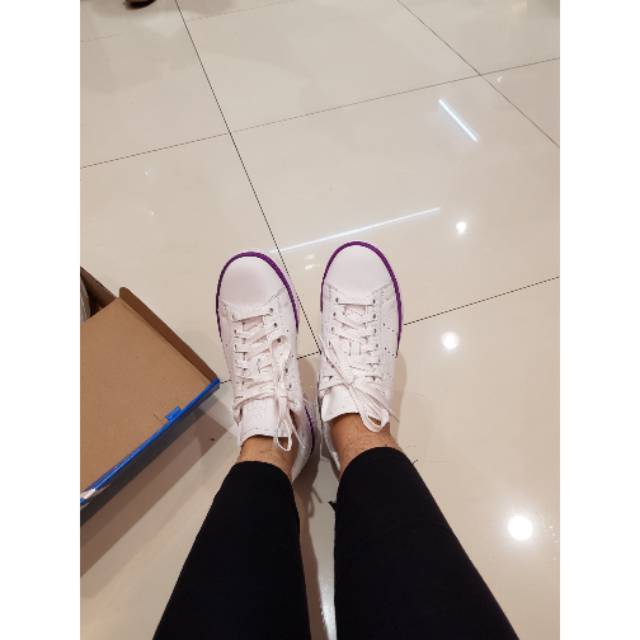 Sepatu adidas original beli di sport station