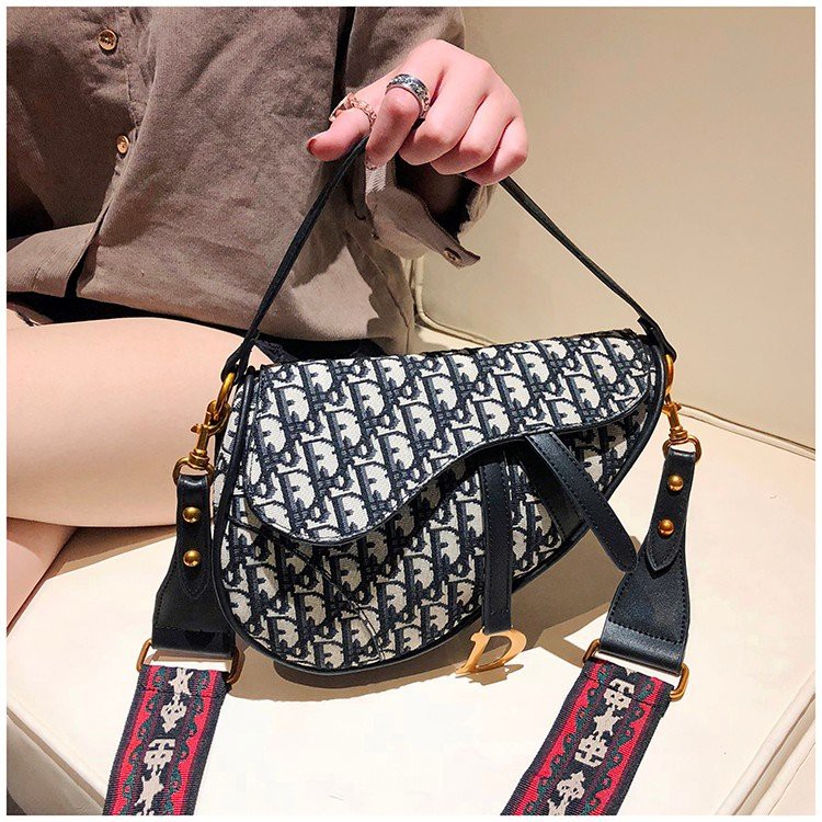 TAS TANGAN JINJING WANITA SELEMPANG MOTIF MODEL BRANDED IMPORT SUPER