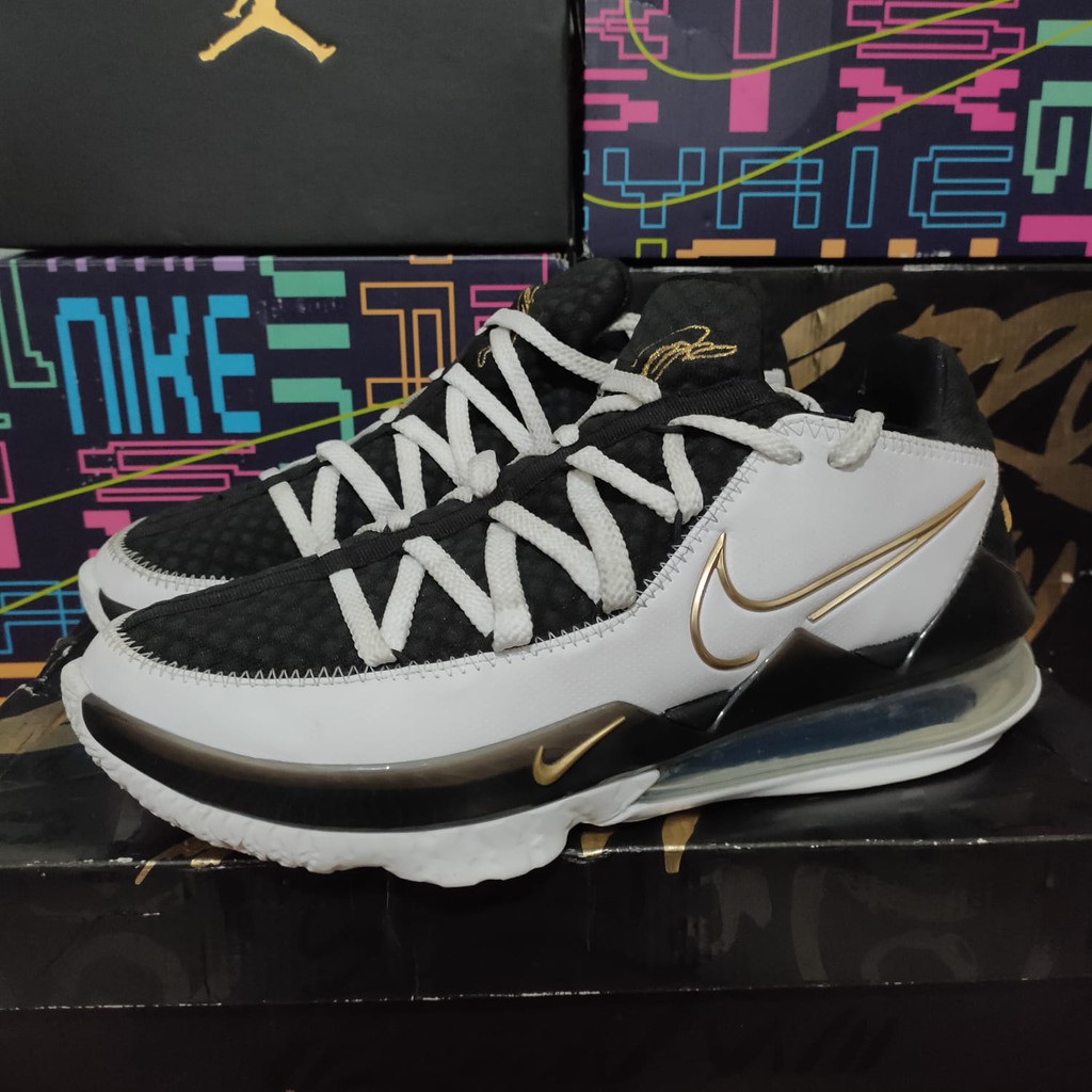 Preloved Sepatu Basket Nike Lebron 17 Low Metalic Gold Original