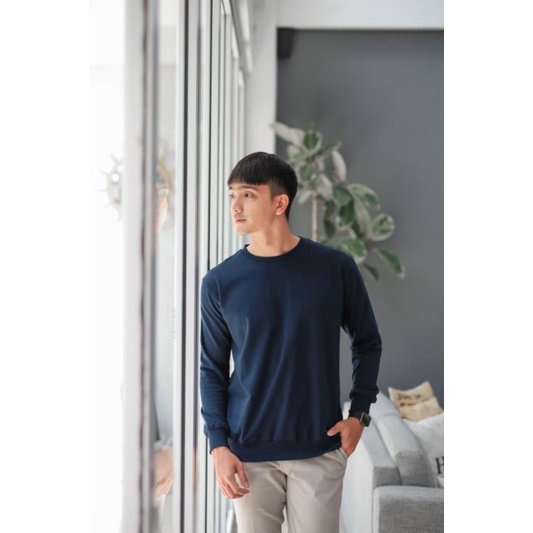 Mubeng Crewneck Comfy Navy