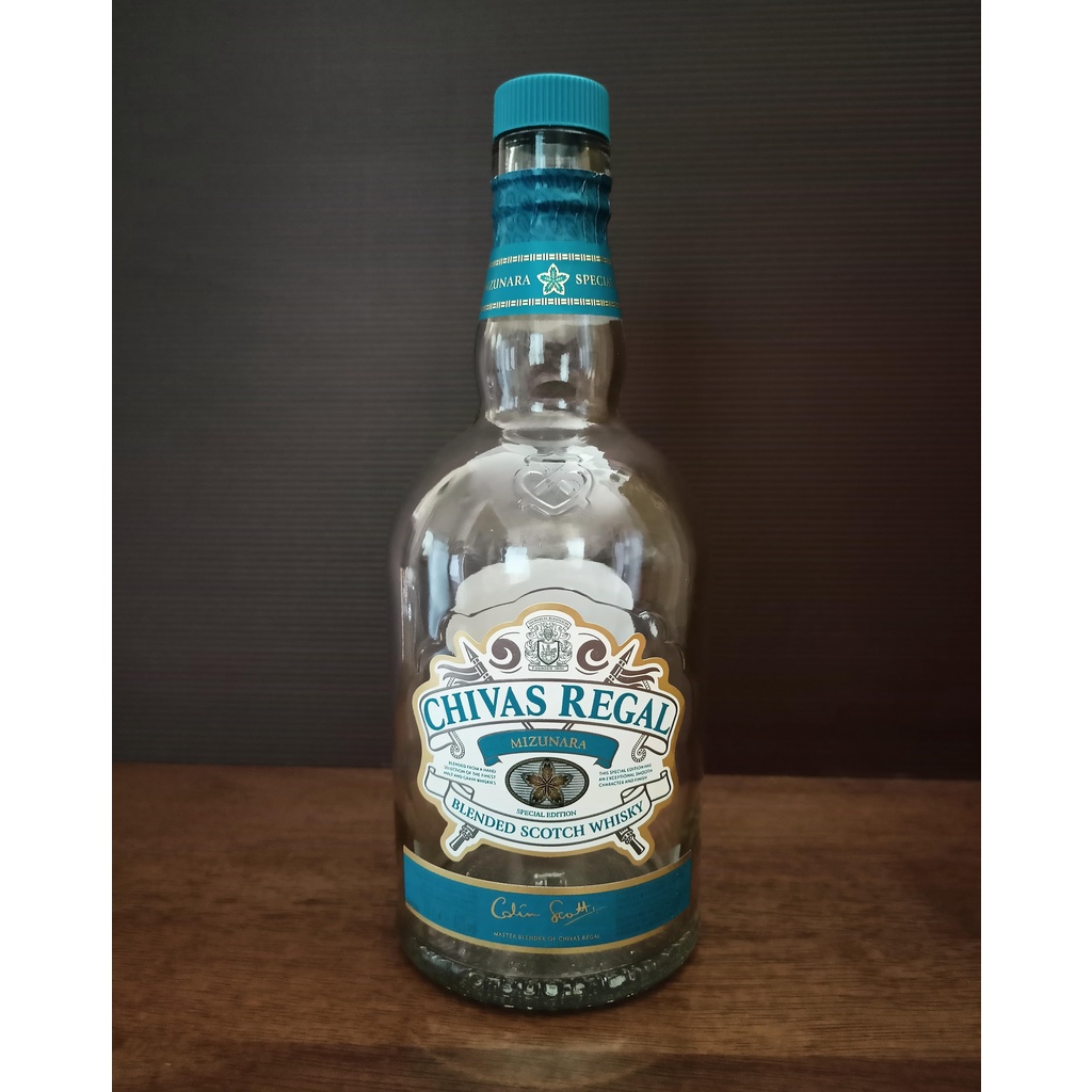 Botol bekas miras Chivas Regal Mizunara Special Edition 700 ML