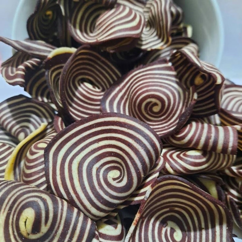 

KUPING GAJAH LEBAR 500gr ( COKLAT , PUTIH , HIJAU , MERAH )