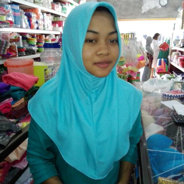 HOT PROMO Jilbab Hijab instan Najwa khimar M / S