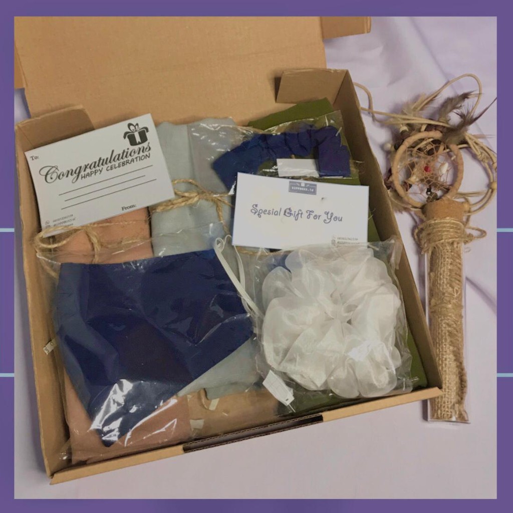 

HAMPERS HIJAB/GIFT BOX HIJAB/ KADO KRUDUNG/HADIAH (BOX BESAR)