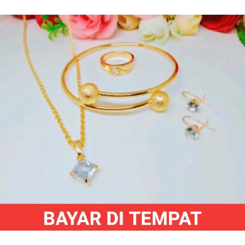 SET LENGKAP WANITA DEWASA REMAJA TITANIUM ANTI KARAT LAPIS EMAS 24 K