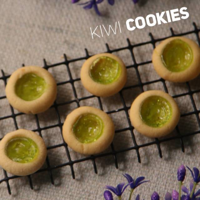 

Kue Kering Kiwi Cookies Home Made Roombutter Cookies Lebaran, Natal, Tahun Baru, Imlek, Kado Parcel