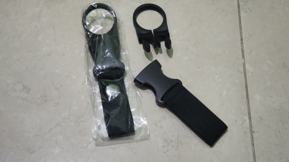 Gantungan Botol Minum Buckle Hook Backpack Bottle Hanger Holder Botol