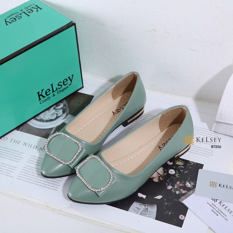 Kelsey Sepatu Flat Shoes Wanita BTS56