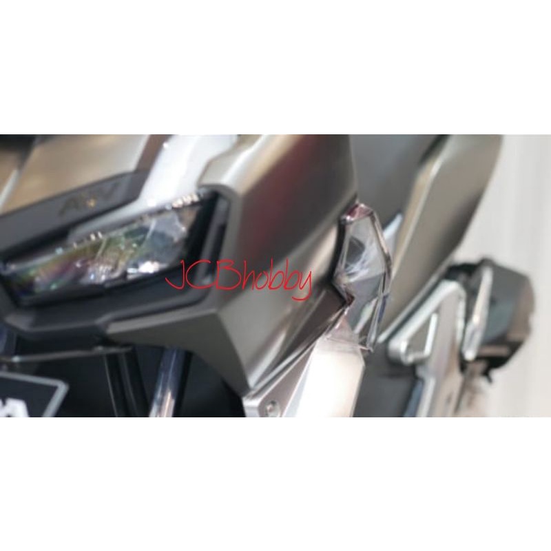 Leg Deflector Side Honda ADV 150 original AHM