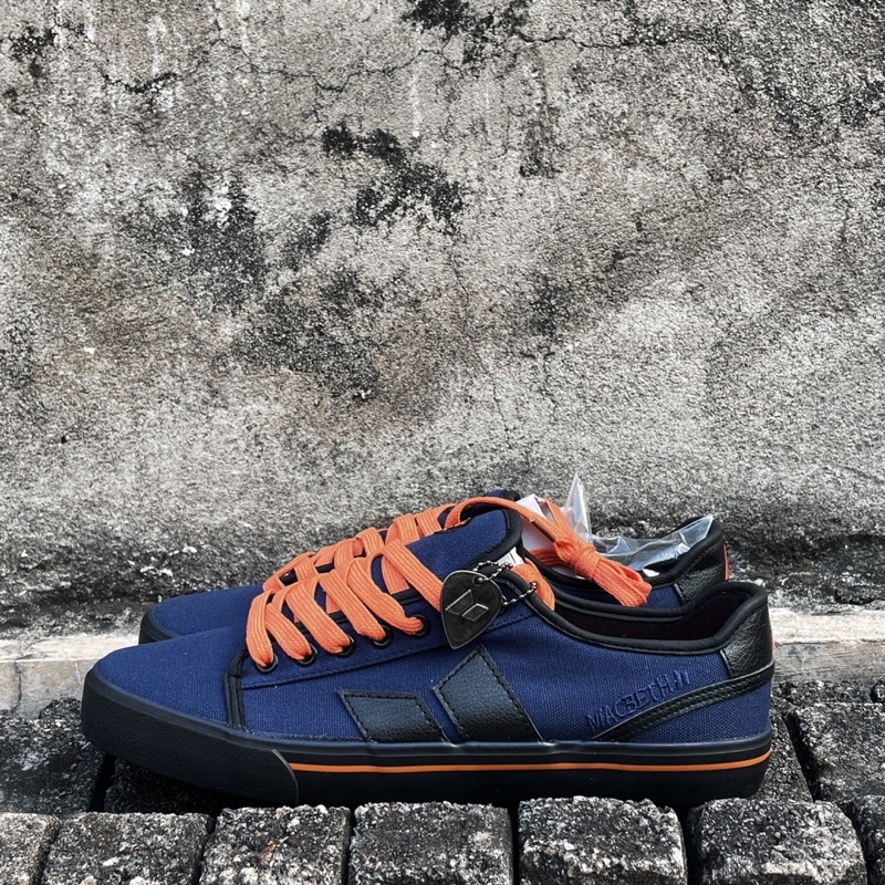 Sepatu Macbeth James Midnight Burnt Orange 100% Original Resmi