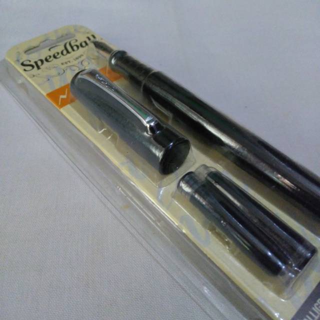 

Speedball Fountain Pen 1.5mm Pena Kaligrafi Lettering