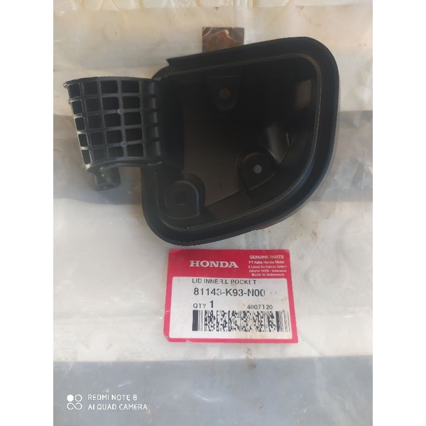 lid inner L pocket Scoopy ban donat 2017-2020 original honda