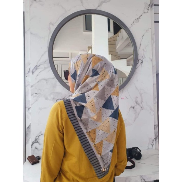 JILBAB HIJAB KERUDUNG SEGIEMPAT MOTIF TERBARU SEIRA GREY ORI JOURNEY || TERLARIS COD
