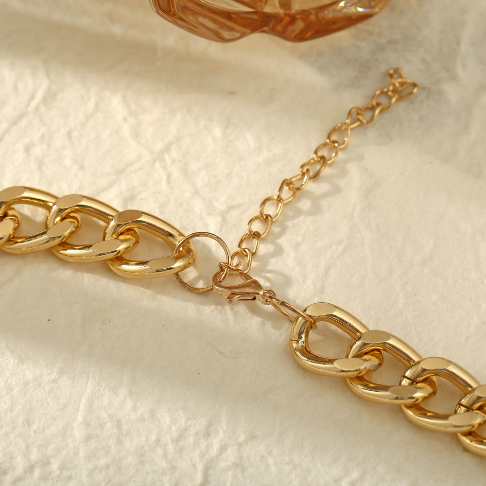 AY(CN) Kalung Rantai Model Twist Warna Emas Gaya Retro Untuk Wanita