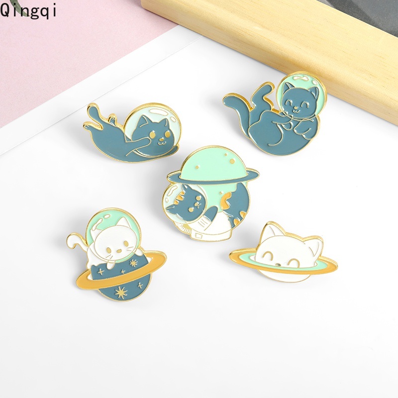 Bros Pin Enamel Bentuk Kartun Kucing Planet 5 Gaya Untuk Hadiah