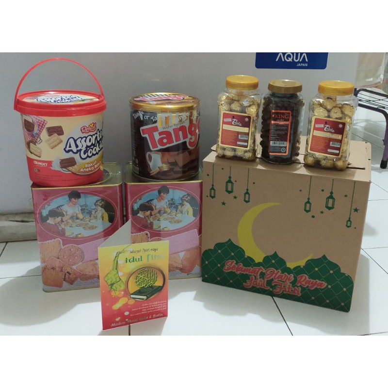 

Aneka Parcel lebaran / ramadhan / donasi (Packingan Luar Kota/ Luar Solo)