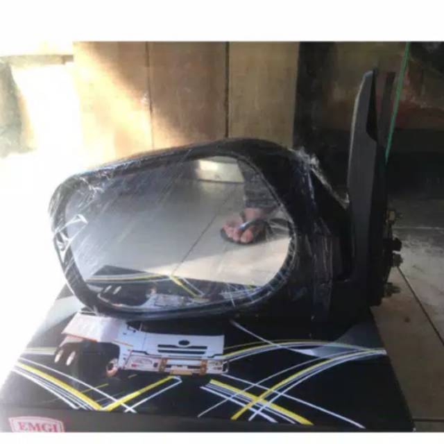 Spion avanza/xenia model elektrik2005/2011