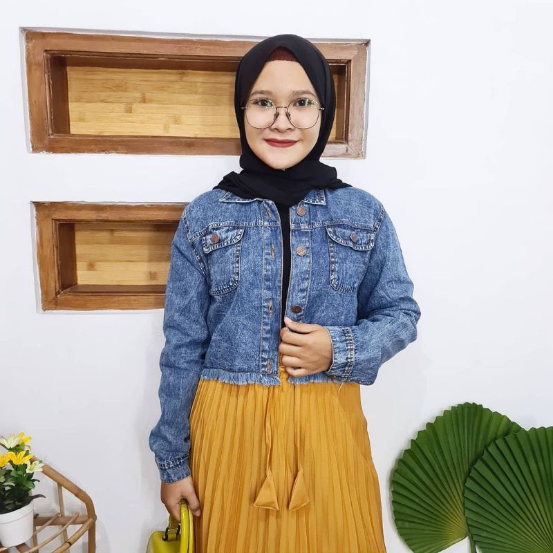 JAKET JEANS CROP OVERSIZE / JAKET JEANS CROP JUMBO / JAKET JEANS JUMBO WANITA / JAKET CROP RAWIS JUMBO