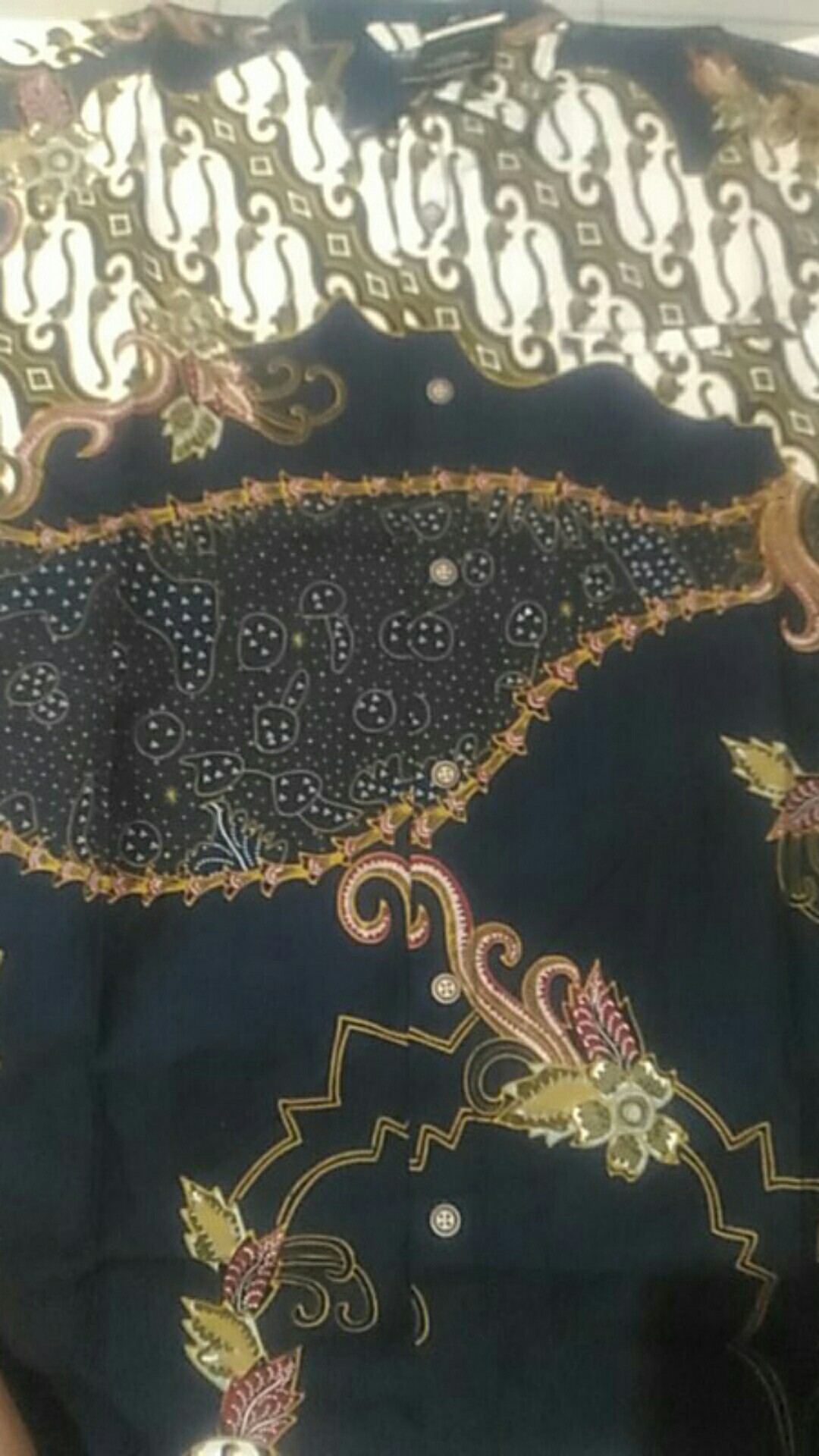 M231 Kemeja Pria Batik Pendek Navy 1748a