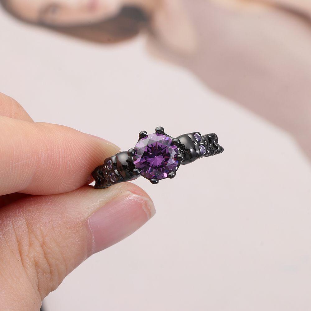 Cincin Nanas Halloween Pria Wanita Fashion Punk Halloween Tengkorak