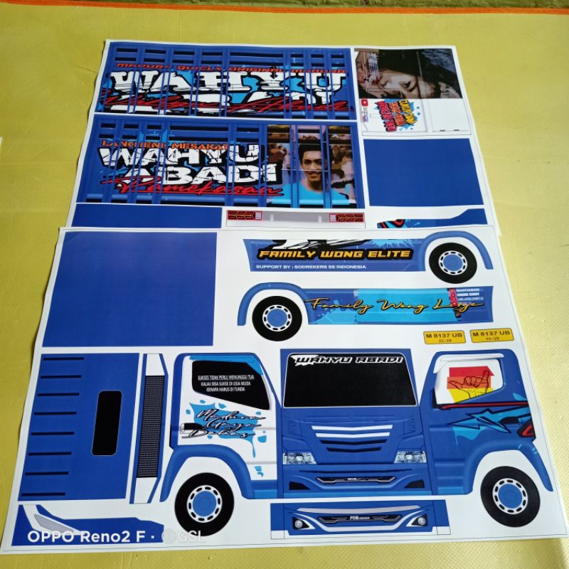 

Terlengkap/stiker miniatur truck oleng size besar 48x32cm