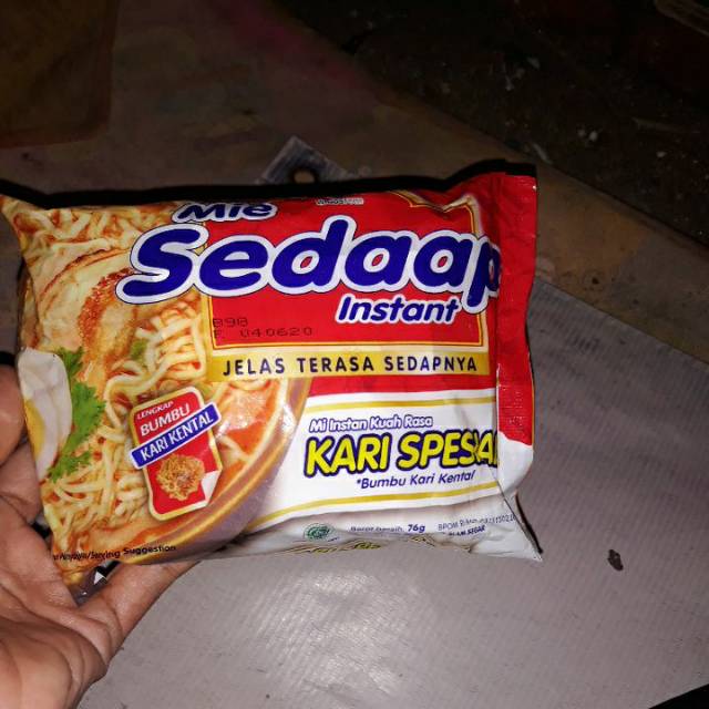 

Mie sedaap kari spesial