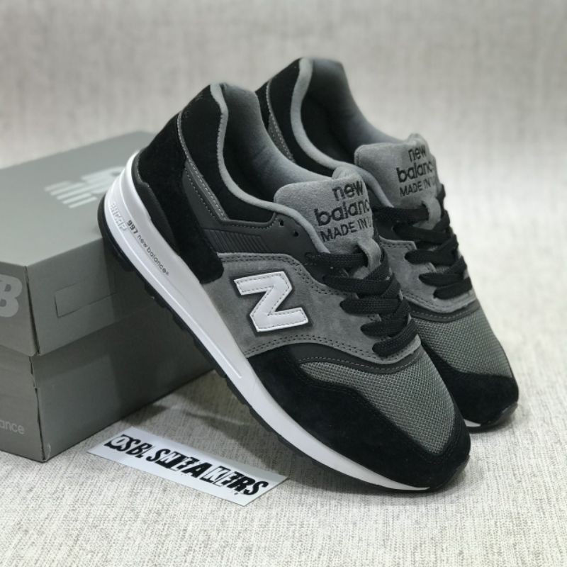 New Balance 997 Grey Black