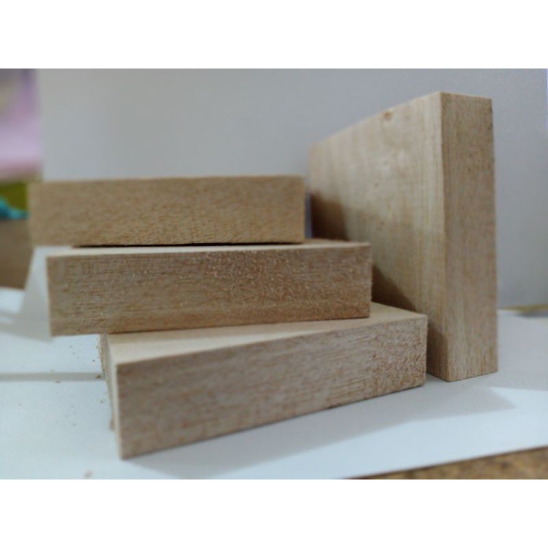 Kayu Balok 20mm x 10cm x 10cm Kayu Maket / kerajinan Prakarya