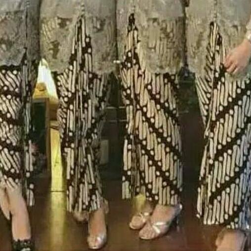 Harga Grosir Rok Wiru Jarik Parang Putih Bledak Cantik Instan Bawahan Kebaya Motif ⇣