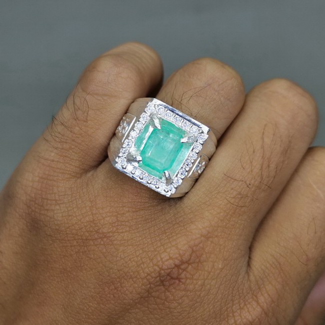 Batu Cincin Permata Hijau Zamrud Asli Bersertifikat Perak