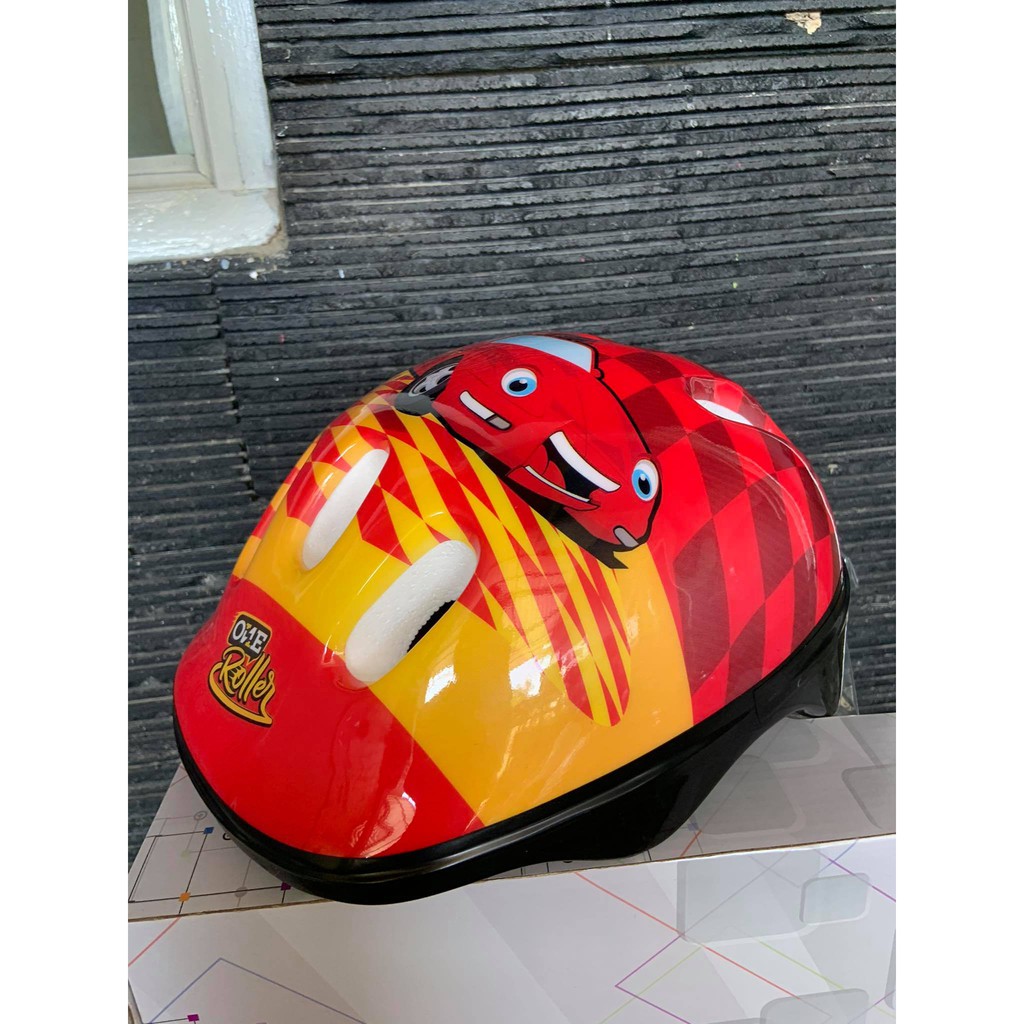 Helm Sepatu Roda Anak / Helm Sepeda Anak Cowo