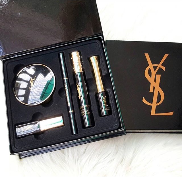 Makeup Ysl set