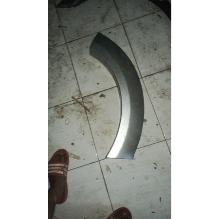 cover fender belakang kiri Pajero 2008-2015