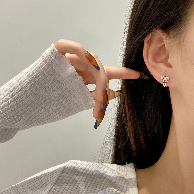 Anting Stud Silver Needle S925 Bentuk Pita Bahan Zirkon Gaya Simple